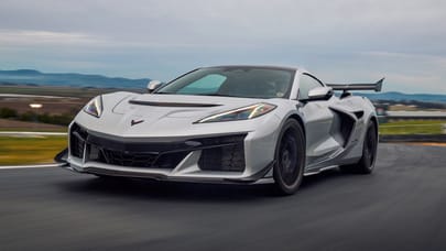 전설의 귀환, 람보르기니 쿤타치와 함께한 스텔비오 패스의 짜릿한 여정