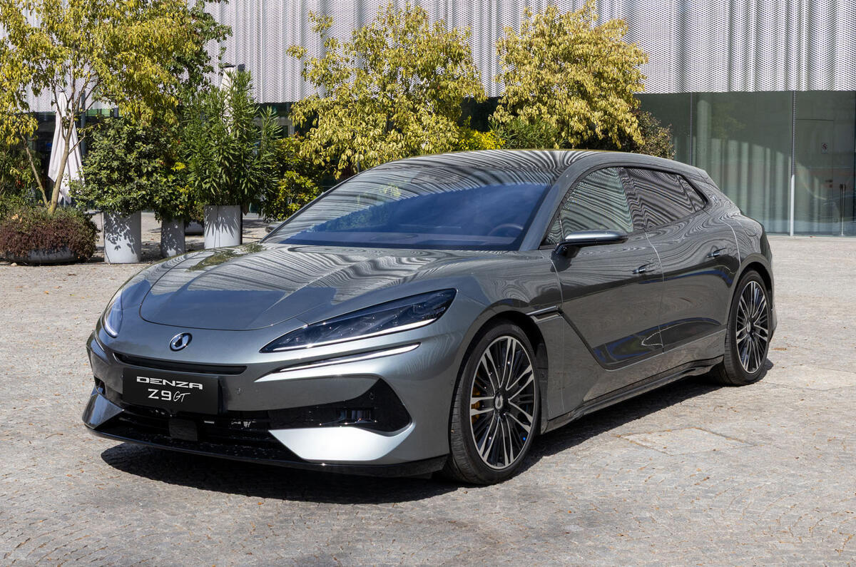 BYD’s Game-Changing 10-Minute Flash-Charge Battery: A New Era for Electric Vehicles